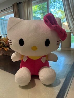 Sanrio Hello Kitty Plush - White with Hot Pink Outfit and Bow